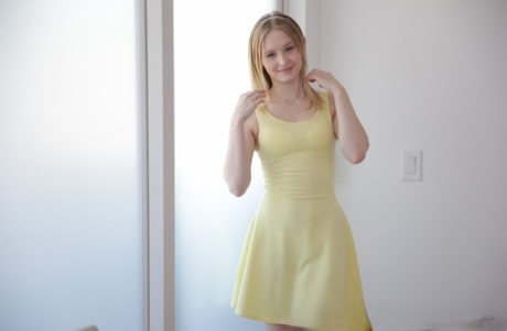 Petite teen Lanna Carter takes dress off and shows her holes at the casting